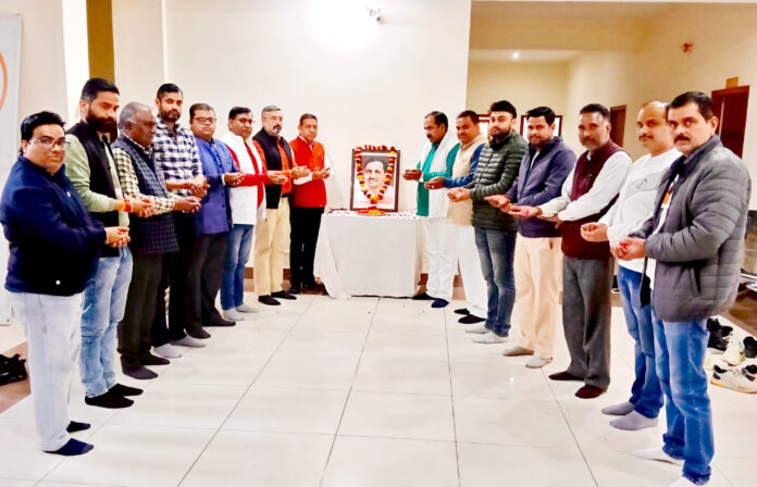 राष्ट्रनिर्माण के महानायक को नमन