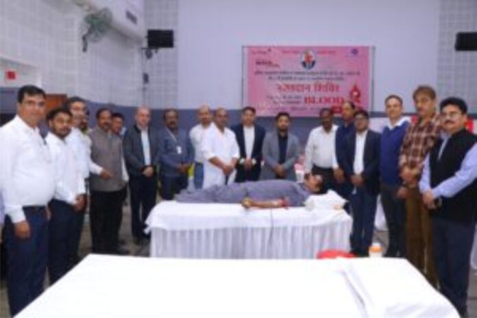 रक्तदान की ये ज्योति, जीवन को दे नई रोशनी