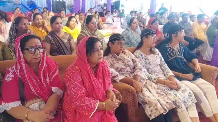 मां गंगा की गोद में मिला श्रद्धा और अपनापन
