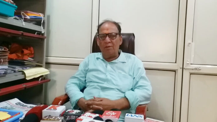 कृषि विपणन बोर्ड प्रमुख अनिल कपूर डब्बू