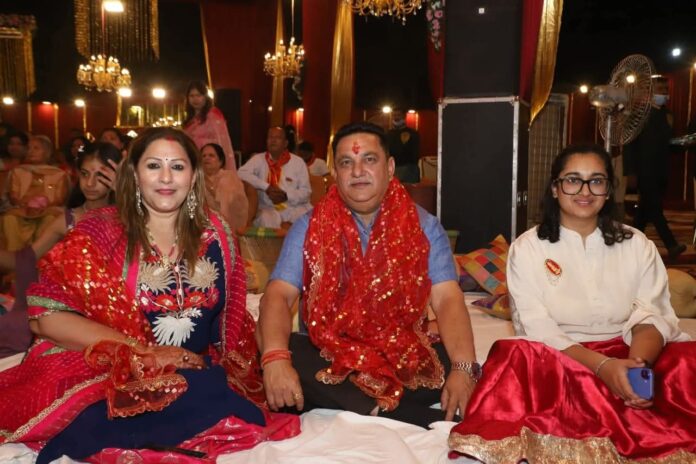 उर्वशी संग दीपक बाली का प्रेम और समर्पण अविस्मरणीय।