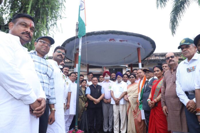 देशभक्ति और एकता के रंग में रंगा काशीपुर नगर