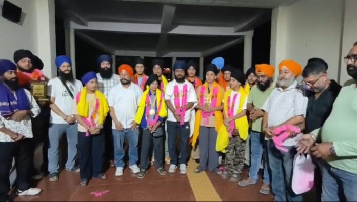 खालसा फाउंडेशन ने विजेताओं का गर्मजोशी से किया स्वागत