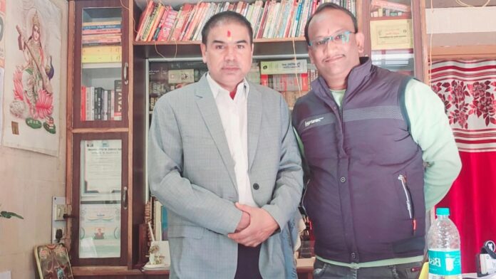 अधिवक्ता मनु अग्रवाल व अध्यक्ष पूरन पांडे नेतृत्व में विधि जागरूकता