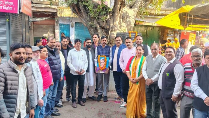 इंदिरा गांधी की प्रेरणा से कांग्रेस ने एकता का संकल्प दोहराया