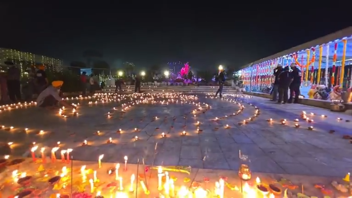 गुरुपुरब पर श्रद्धा और रोशनी में नहाया श्री ननकाना साहिब
