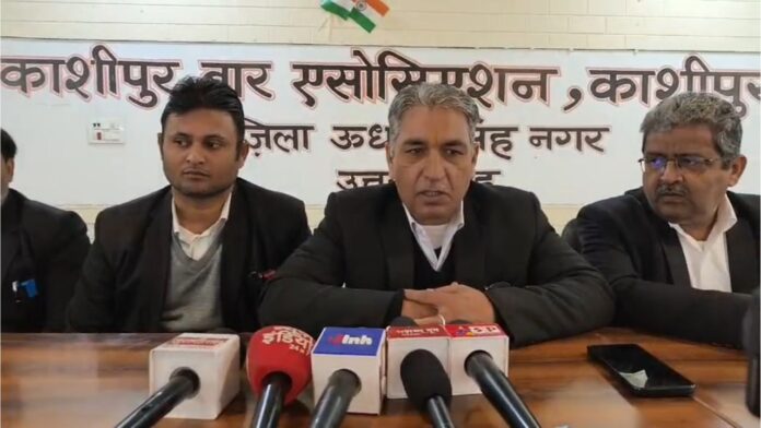 प्रेस से रूबरू बार अध्यक्ष अवधेश चौबे ने दिया स्पष्ट संदेश