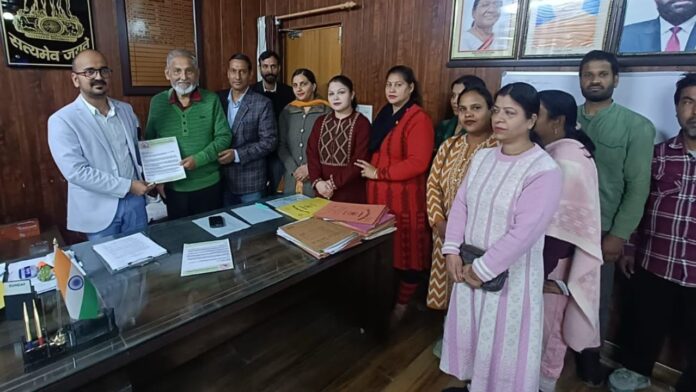 KDF ने काशीपुर में धनुविधा प्रशिक्षण हेतु ज्ञापन सौंपा