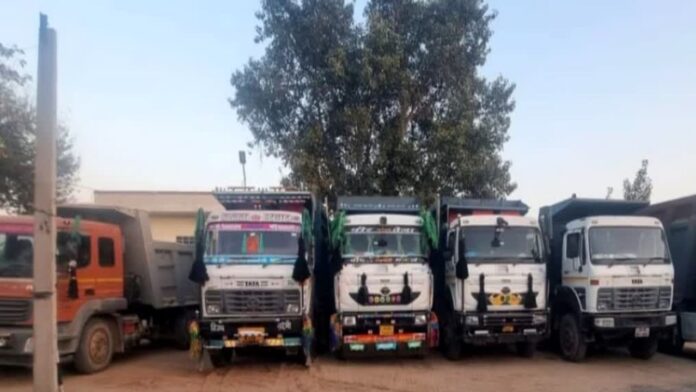 कटिया पुल पर खनिज वाहनों की लगातार आवाजाही और निगरानी