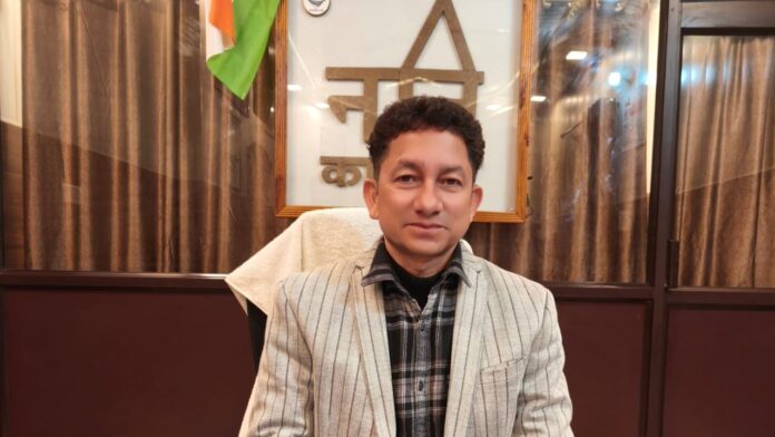 विवाह निबंधक/नगर आयुक्त रविन्दर सिंह बिष्ट