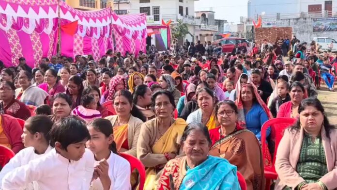 विराट हिंदू सम्मेलन में काशीपुर की शिवालिक बस्ती में उमड़ा जनसैलाब