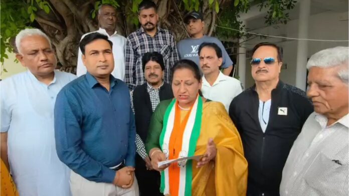 बदहाल हाईवे के खिलाफ कांग्रेस का काशीपुर में प्रचंड विरोध प्रदर्शन।