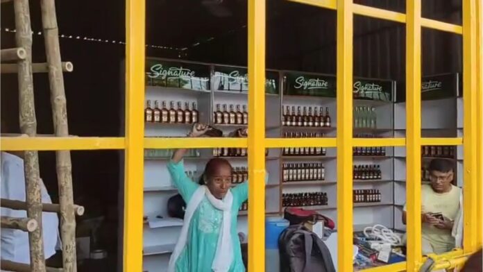 नारी शक्ति का प्रचंड प्रहार भाजपा नेत्री निशा चौहान का साहसी अवतार